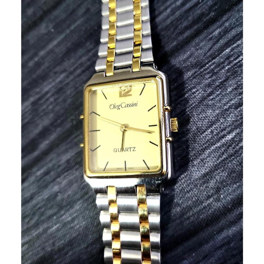 Vintage Rare Oleg Cassini Designer Mens Watch W- Box-Papers